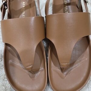 AEROSOLES Women's Cognac Brown  Toe-Loop Sandals 8.5M